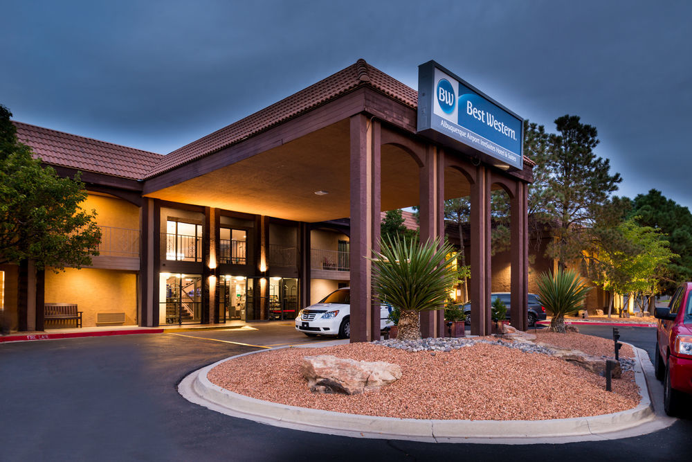 Best Western Airport Albuquerque Innsuites Hotel & Suites Экстерьер фото